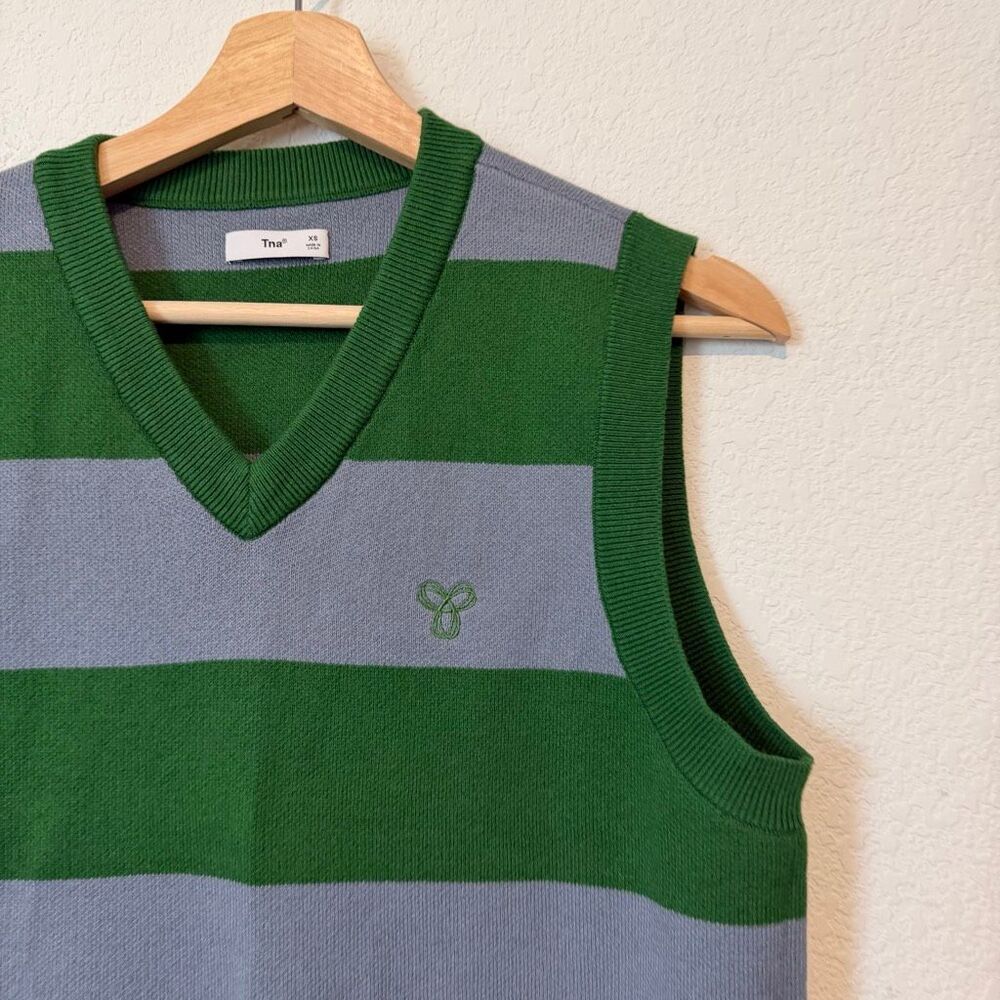 Aritzia TNA Granite Blue Green Moore Sleeveless Sweater Vest Women's Size XS - Picture 3 of 7